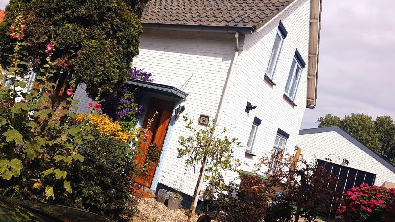 B&B De Rijnban Opheusden Buitenkant foto